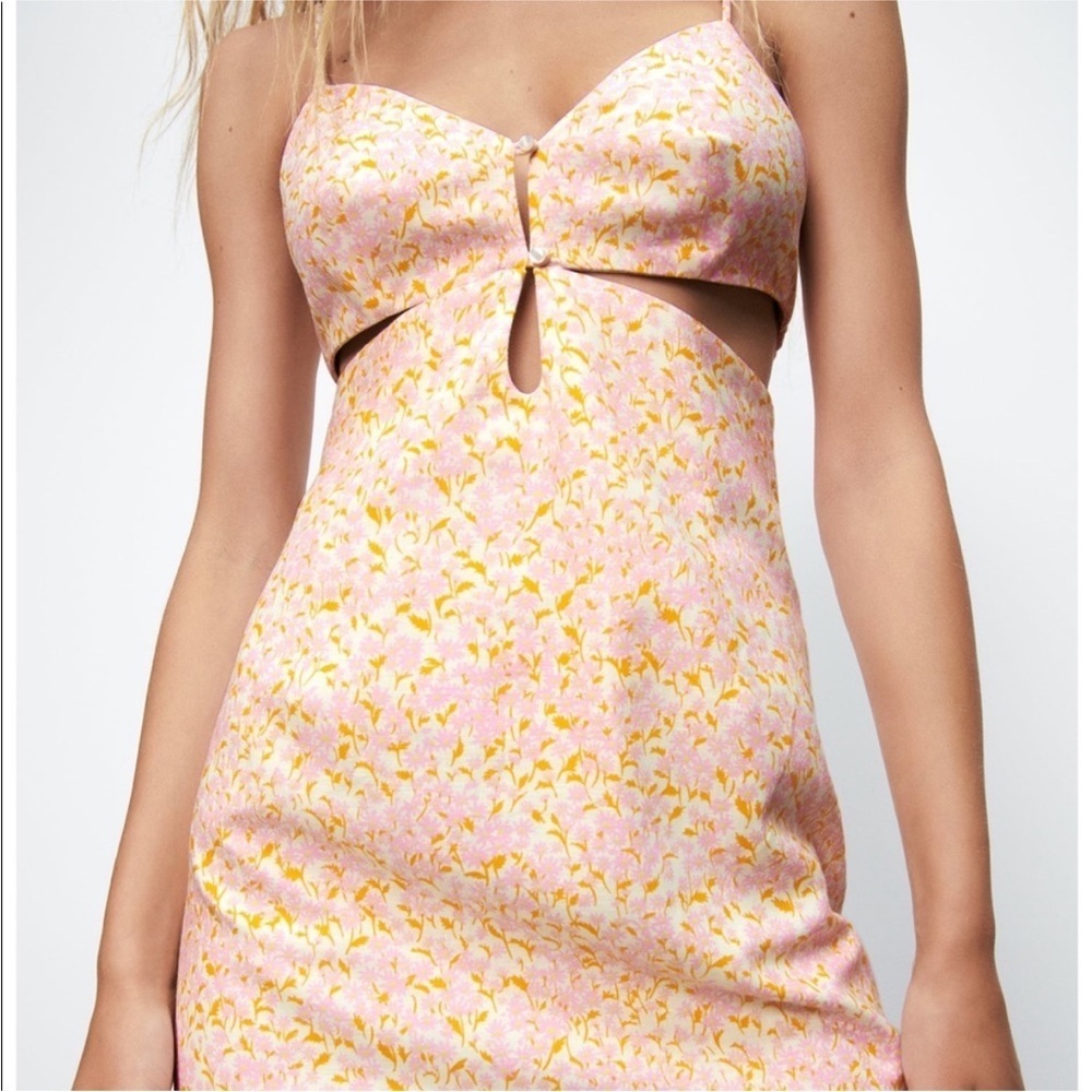 Zara | Linen Floral Cutout Mini Dress - Picture 2 of 16